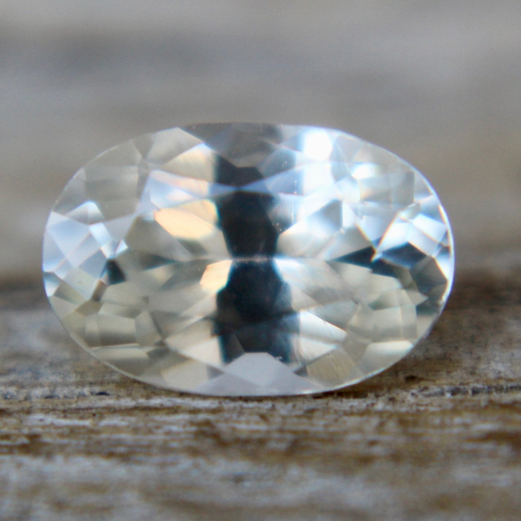 Natural Pale Yellow Sapphire - Sapphirepal
