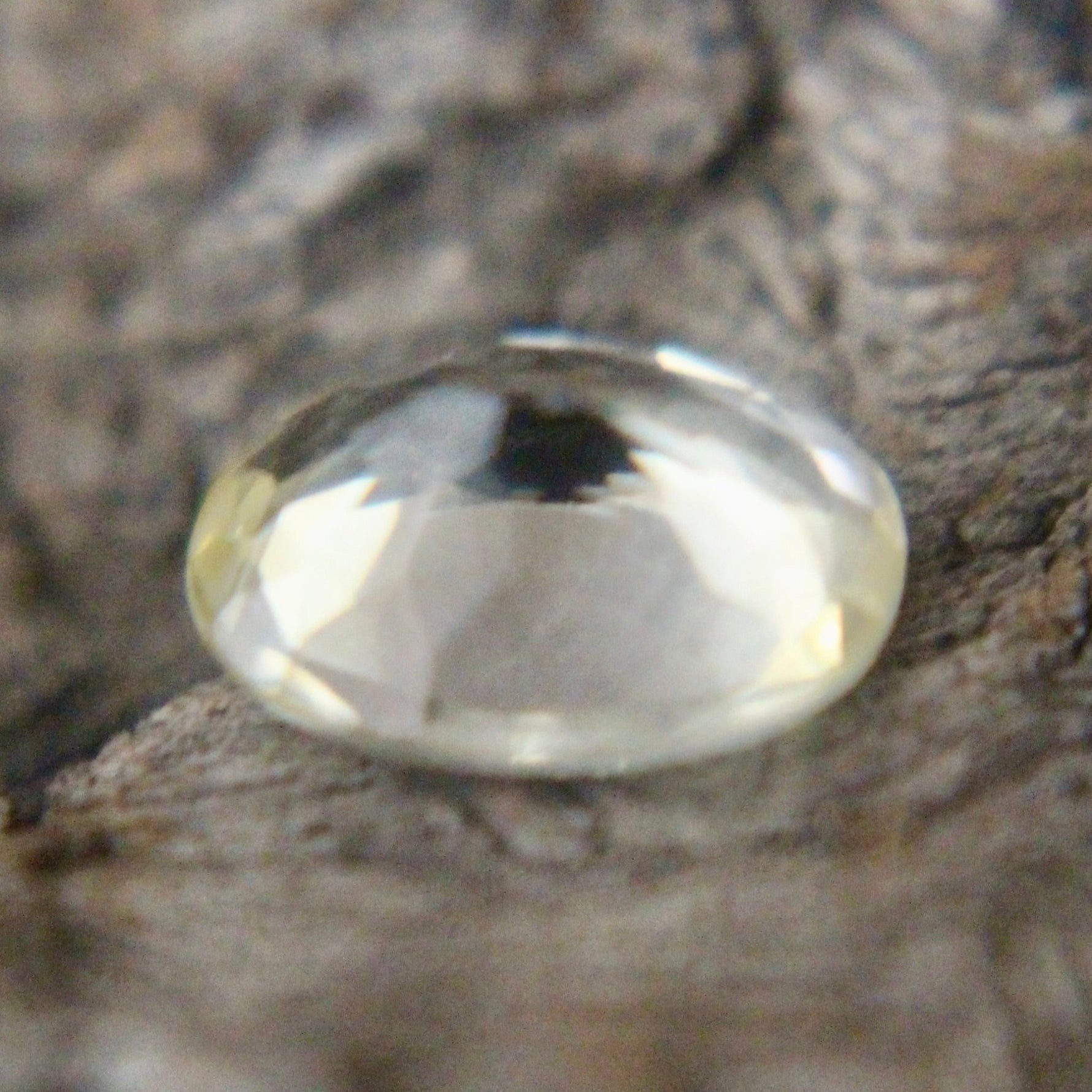 Natural Pale Yellow Sapphire - Sapphirepal