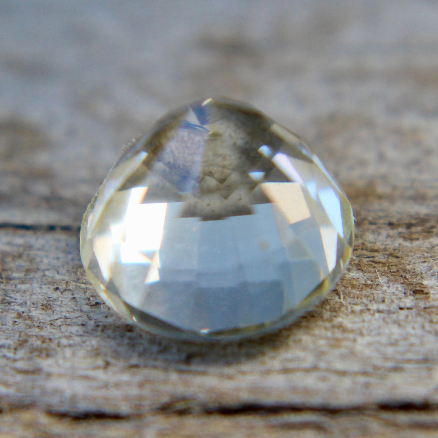 Natural Pale Yellow Sapphire - Sapphirepal