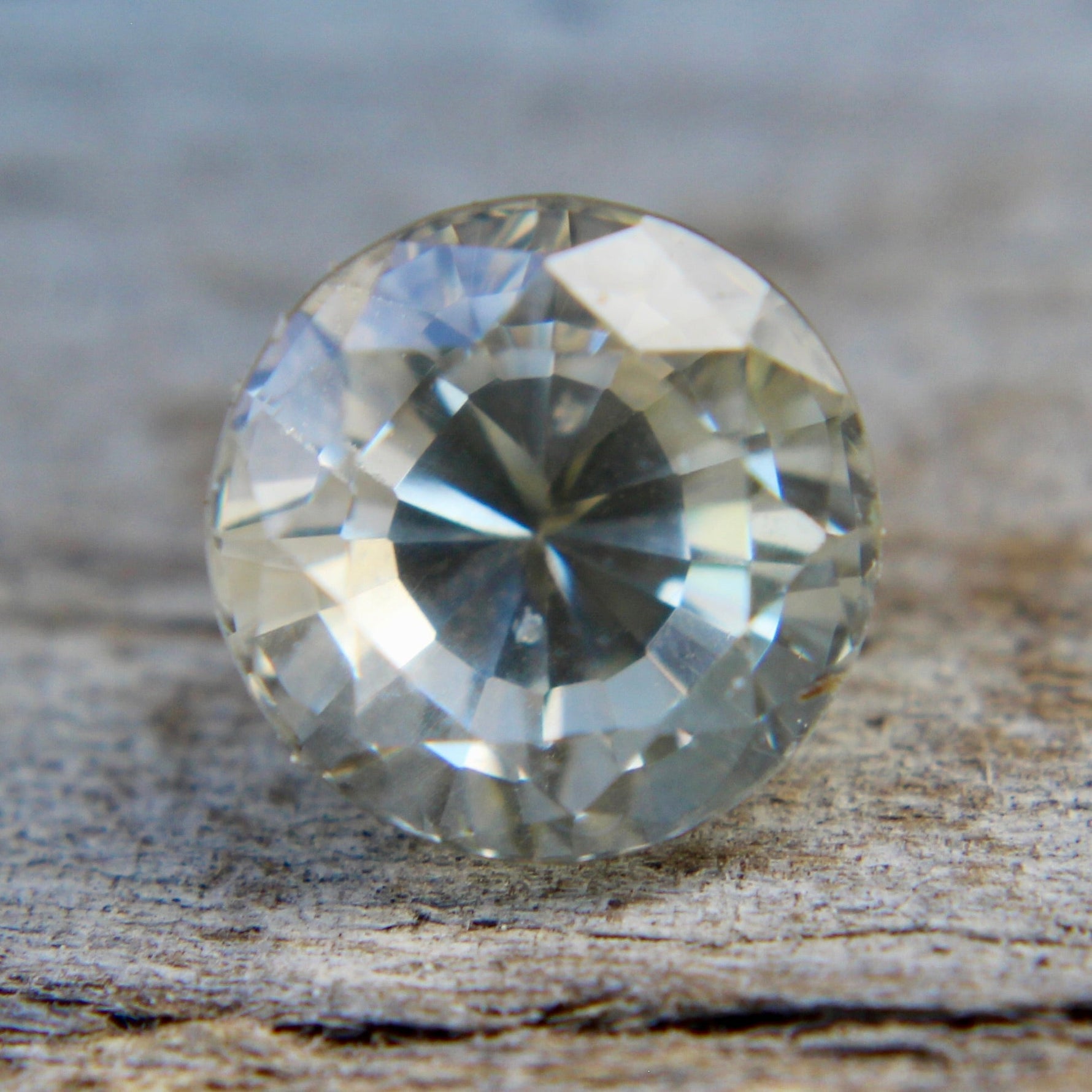 Natural Pale Yellow Sapphire - Sapphirepal