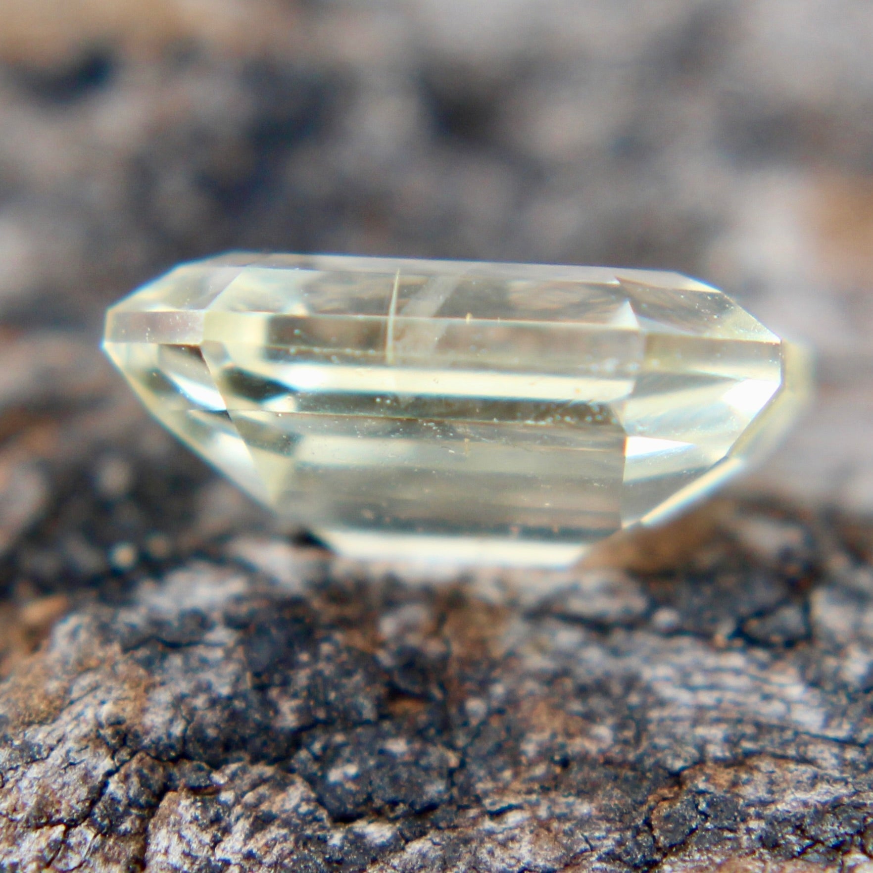 Natural Pale Yellow Sapphire - Sapphirepal