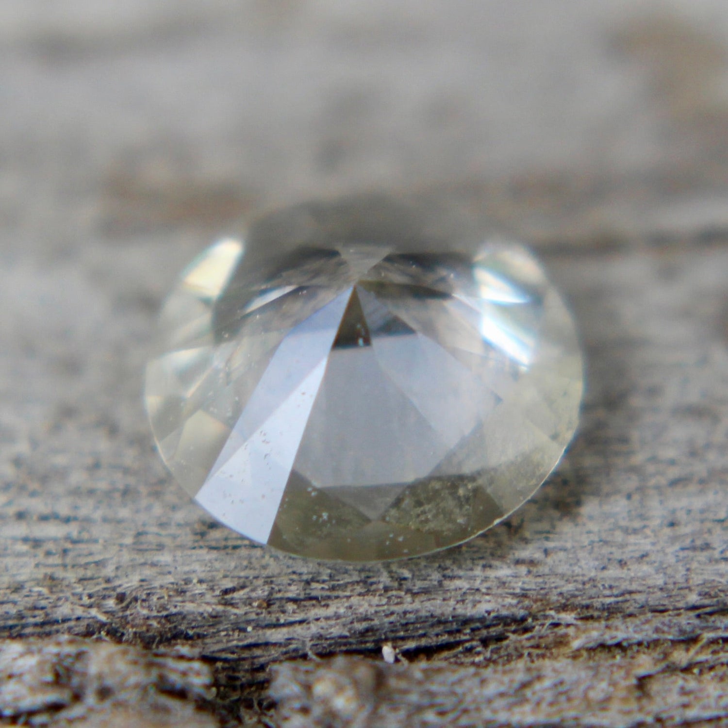 0.46ct Natural Pale Yellow Sapphire Round Cut Loose Gemstone from Ceylon