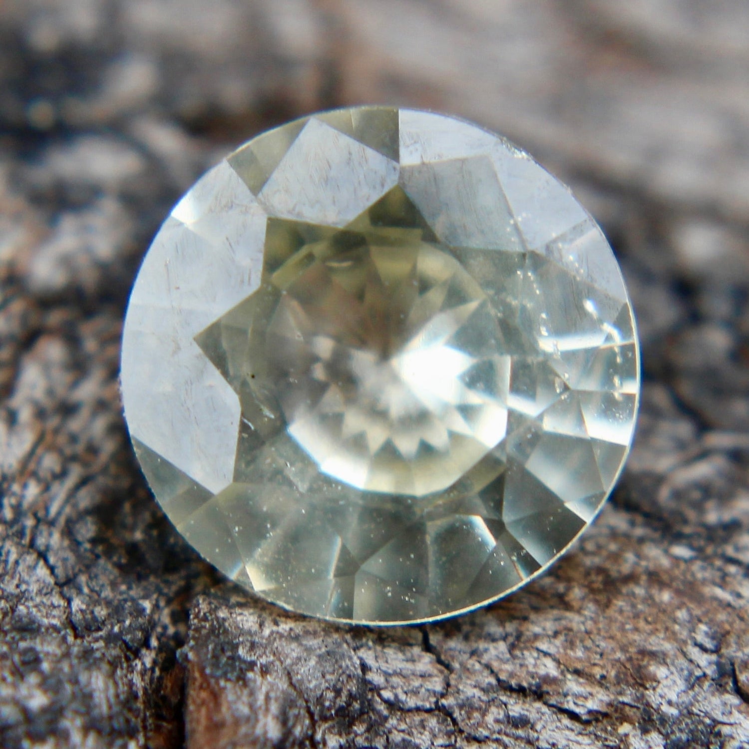 Natural Pale Yellow Sapphire - Sapphirepal