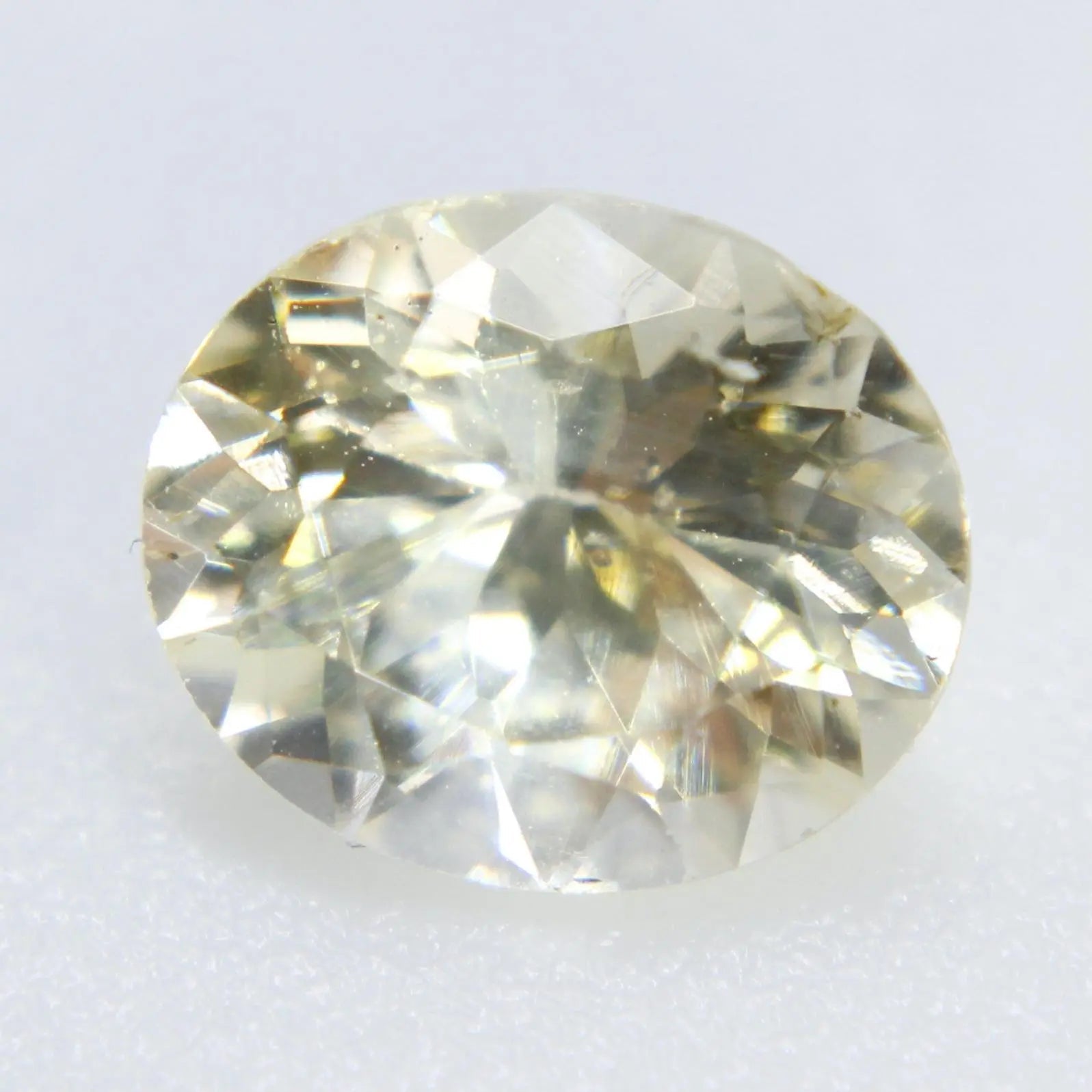 Natural Pale Yellow Sapphire - Sapphirepal