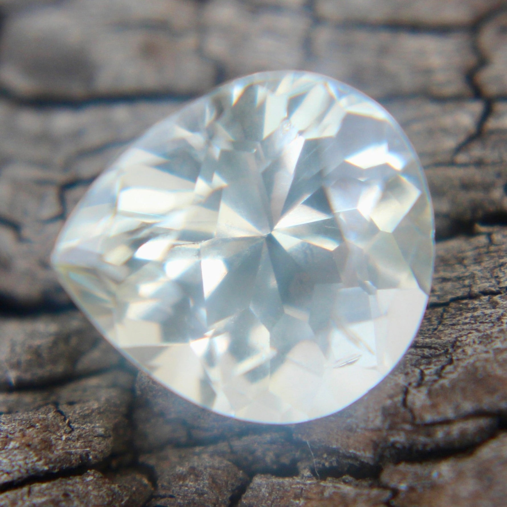 Natural Pale Yellow Sapphire - Sapphirepal
