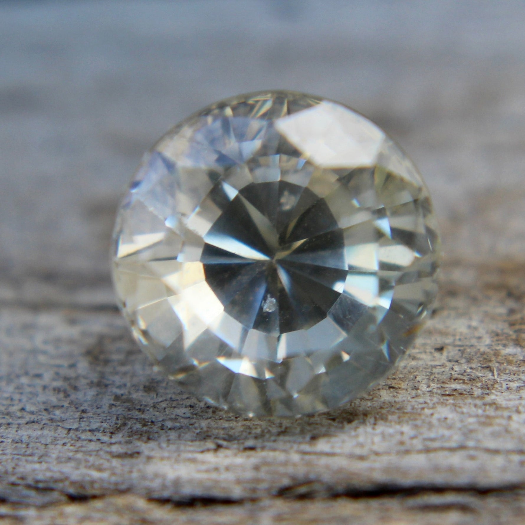 Natural Pale Yellow Sapphire - Sapphirepal
