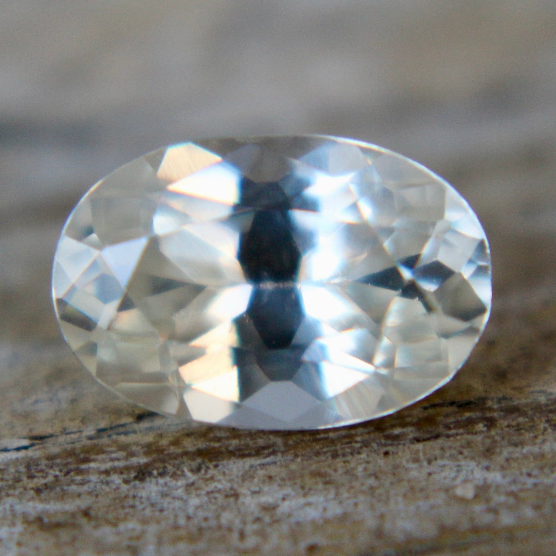 Natural Pale Yellow Sapphire - Sapphirepal