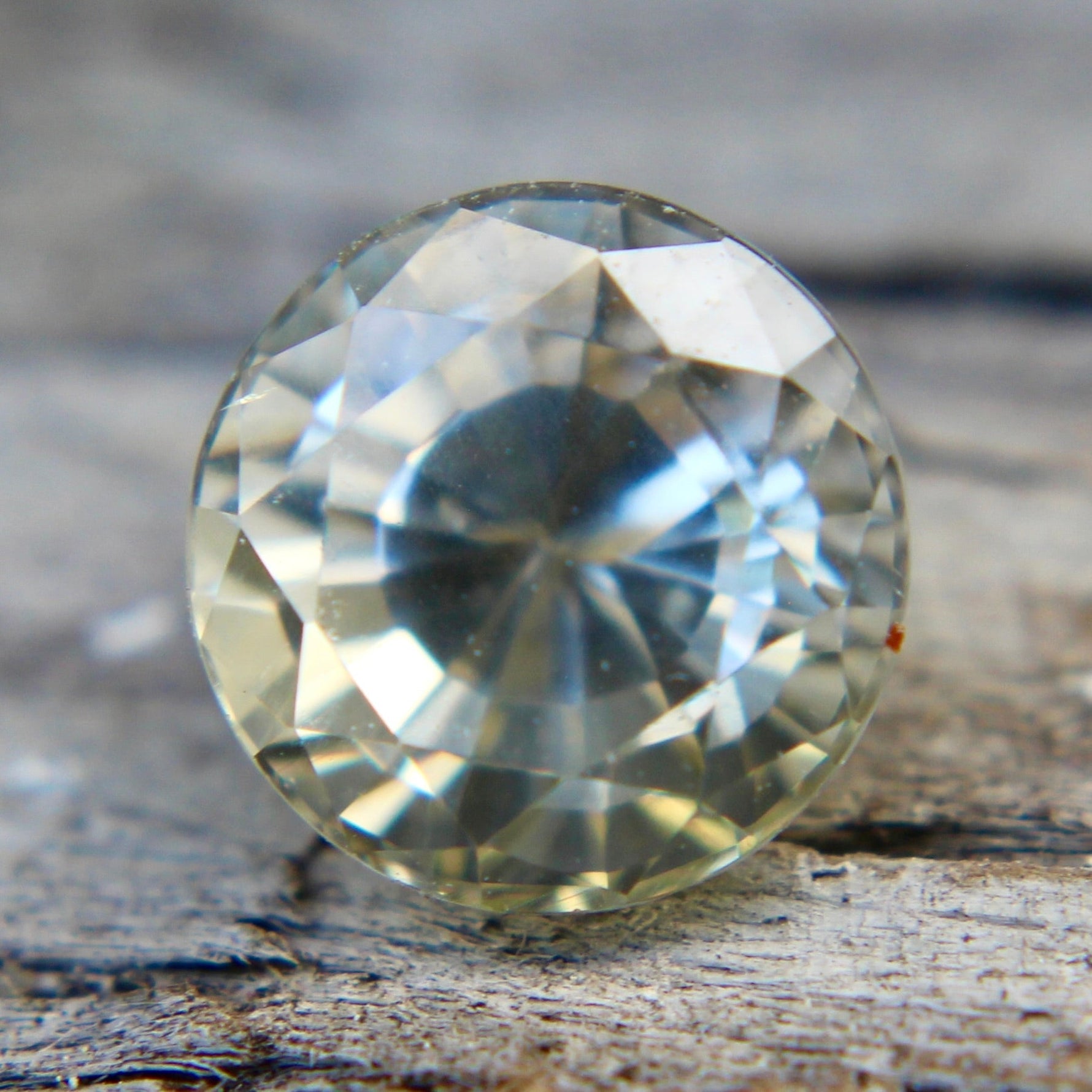 Natural Pale Yellow Sapphire - Sapphirepal