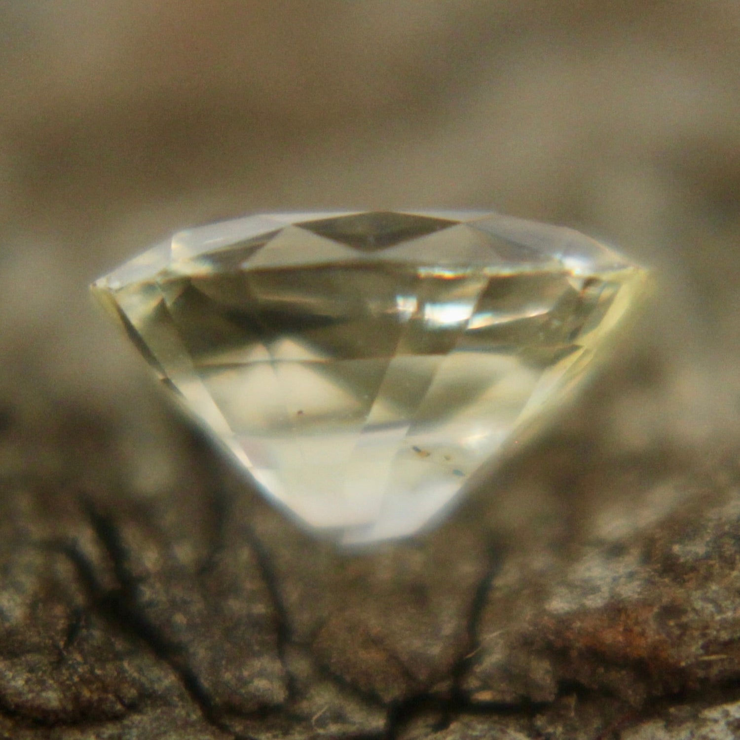Natural Pale Yellow Sapphire - Sapphirepal