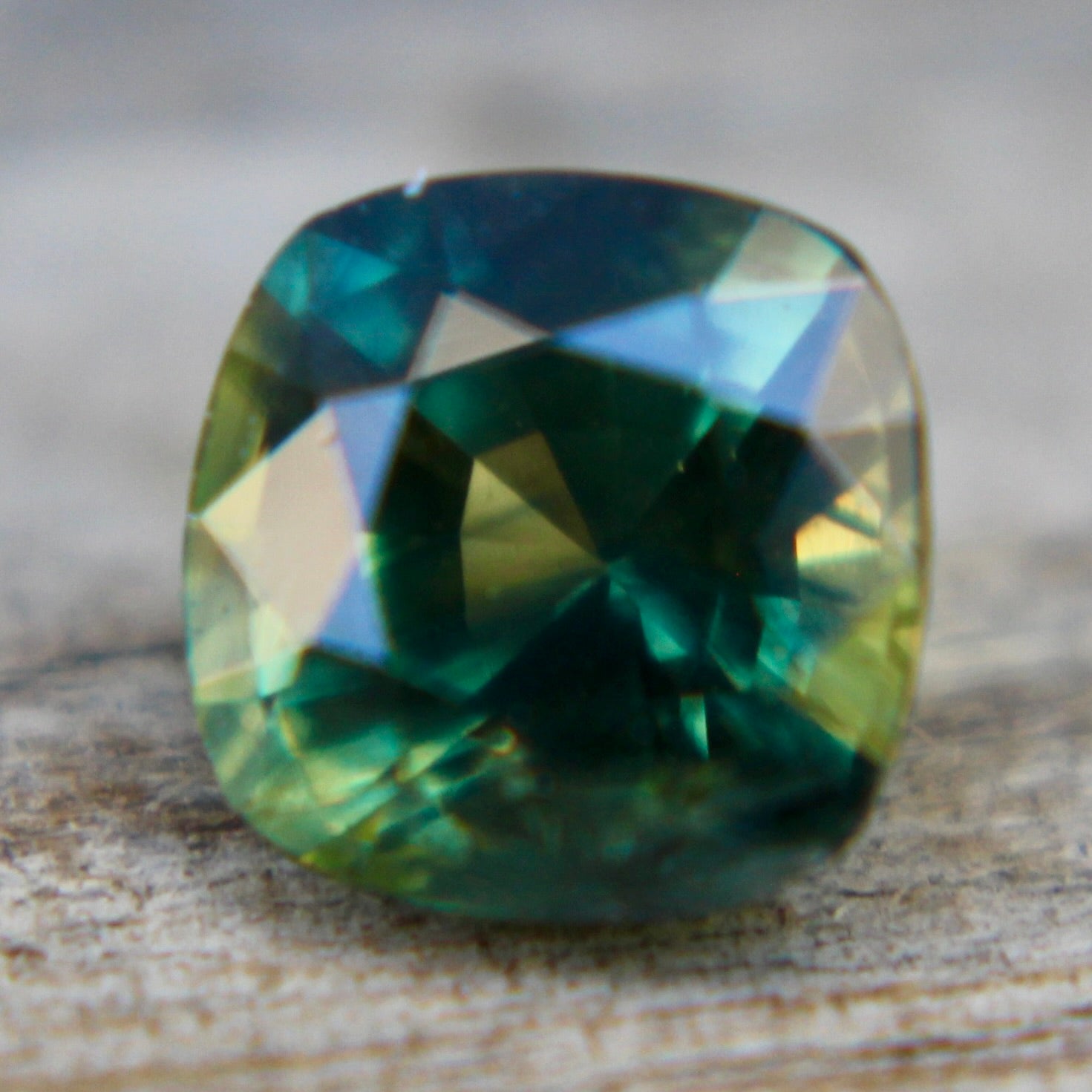 Natural Parti Green Sapphire - Sapphirepal