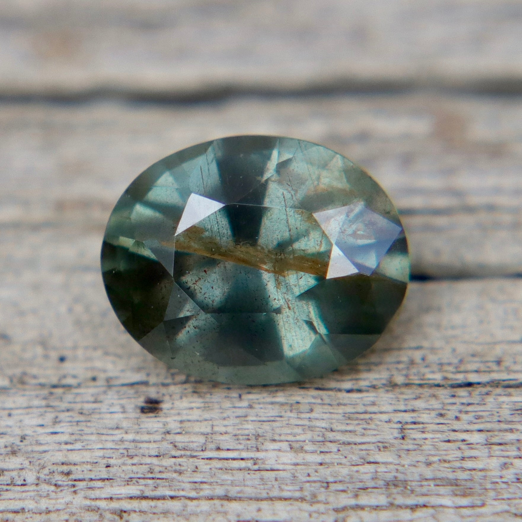 Natural Parti Sapphire — 0.85ct Oval, Madagascar (Unheated & Untreated) - Sapphirepal