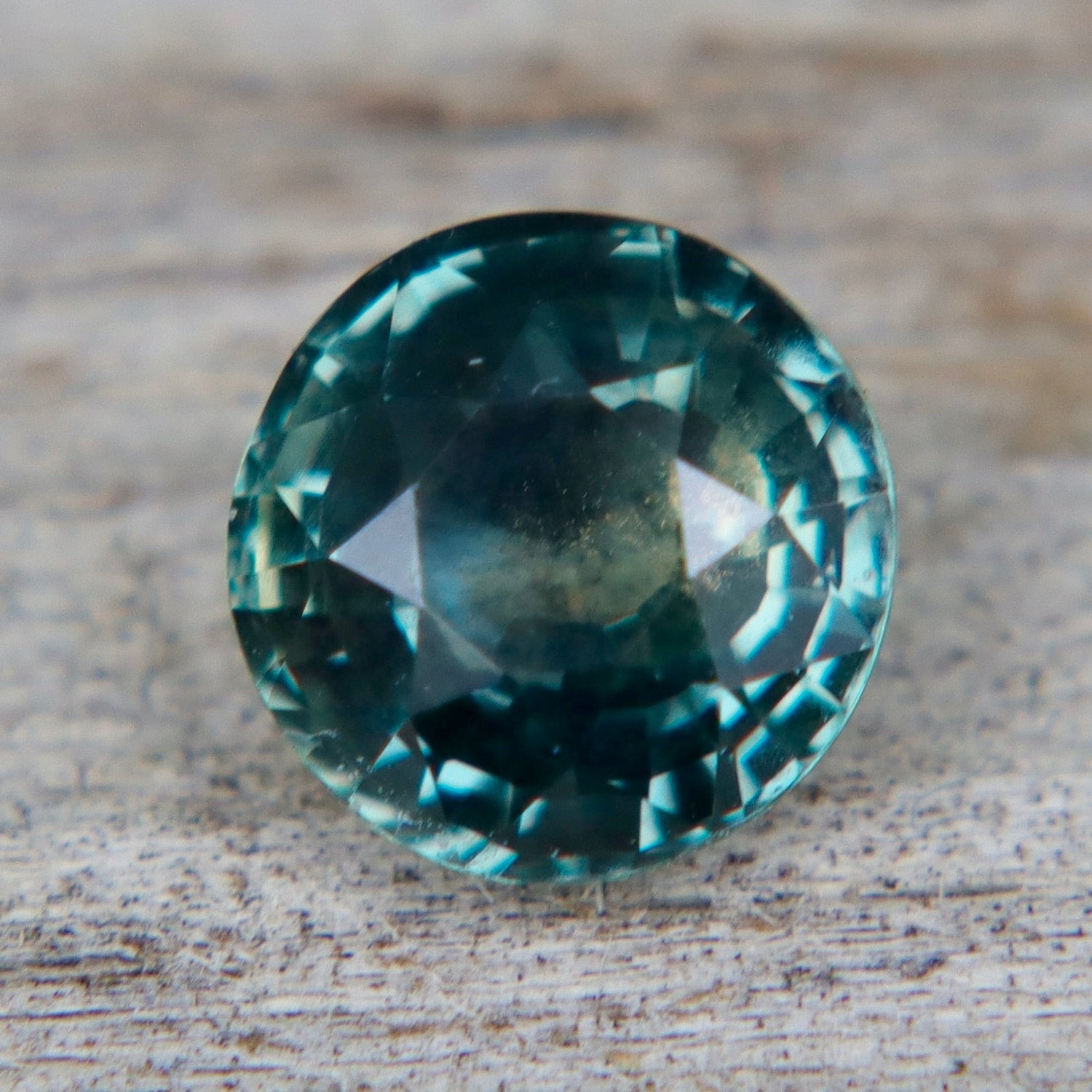 Natural Parti Sapphire (Madagascar) — 1.28ct Round Cut, Unheated & Untreated, VS - Sapphirepal