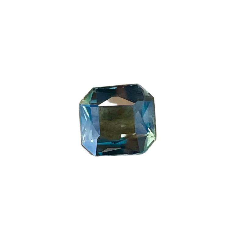 Emerald cut natural parti sapphire 1.03 carat with vivid green and yellow colour zones – ethically sourced unheated gemstone from Madagascar.

