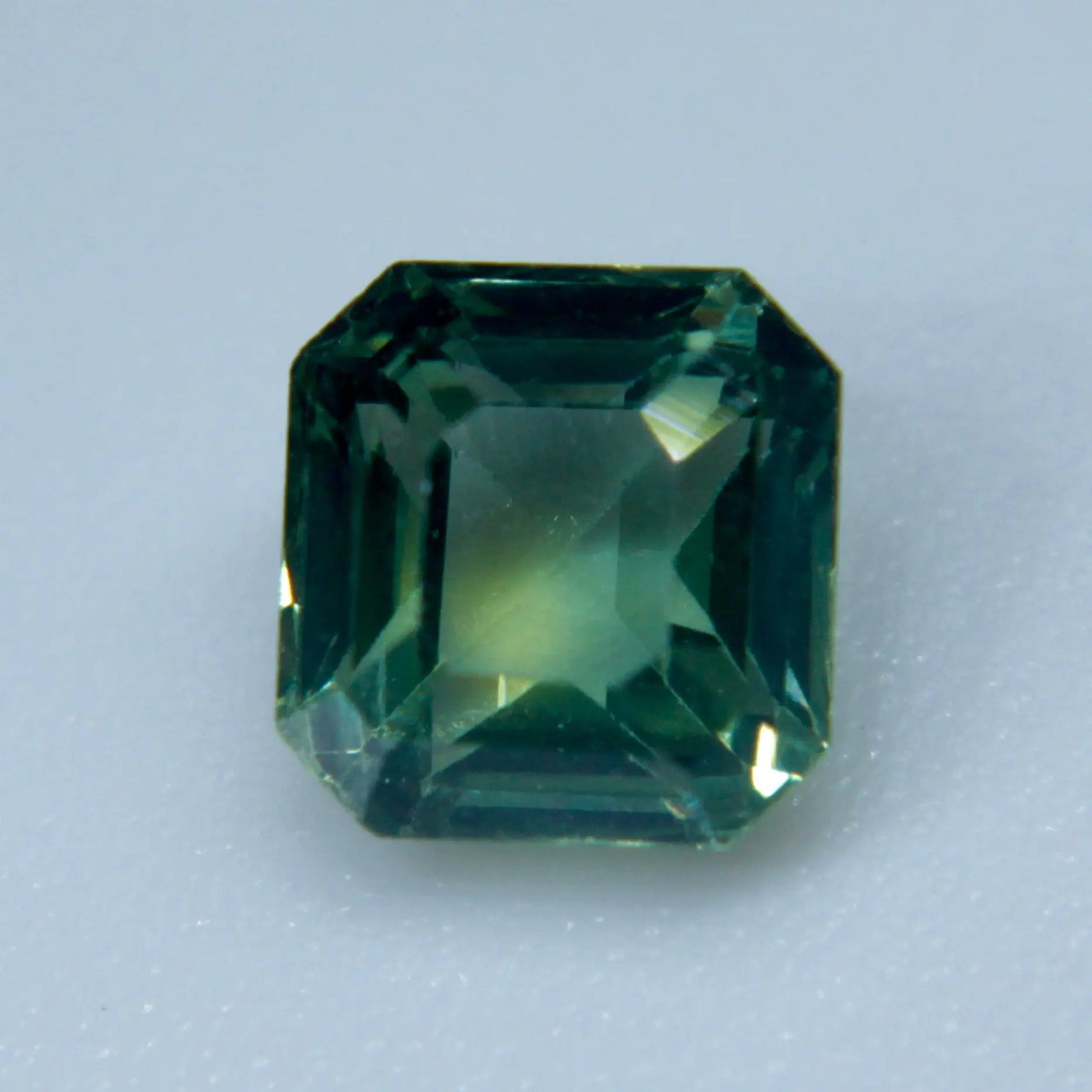 Natural Parti Sapphire - Sapphirepal