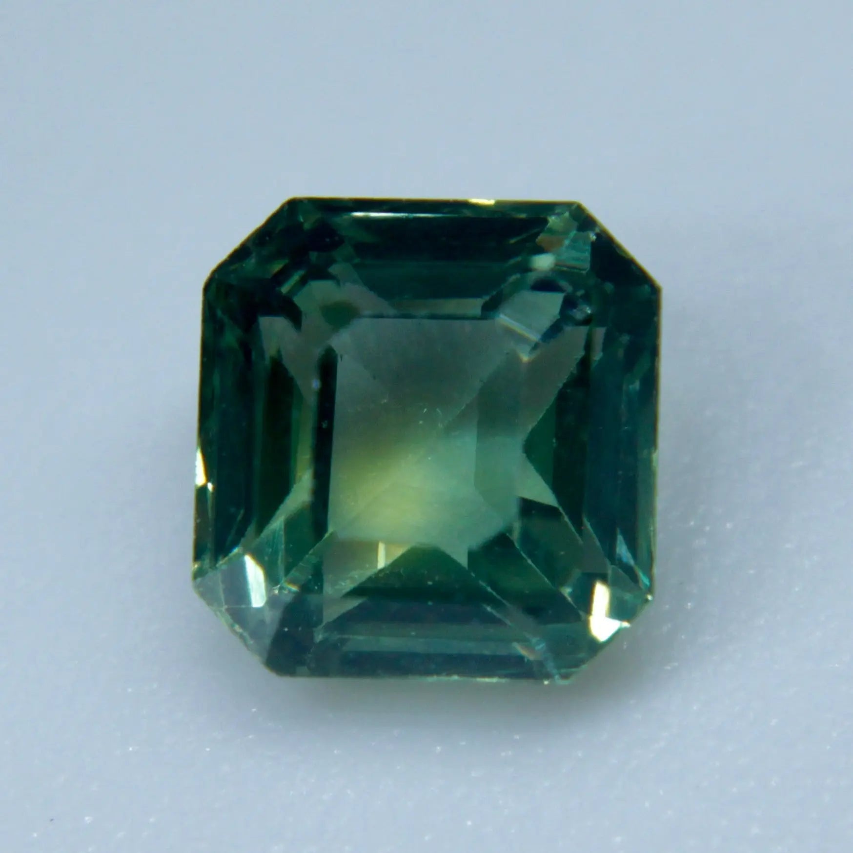 Natural Parti Sapphire - Sapphirepal