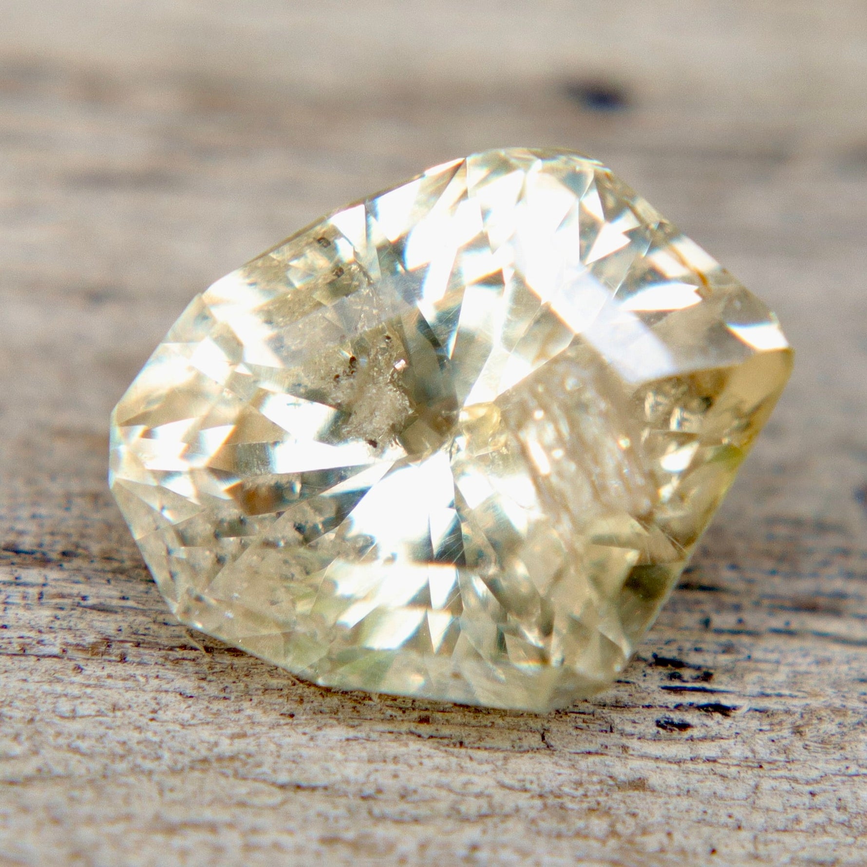 Natural Peach Sapphire | Freeform Cut | 2.93 Carat | Ceylon - Sapphirepal