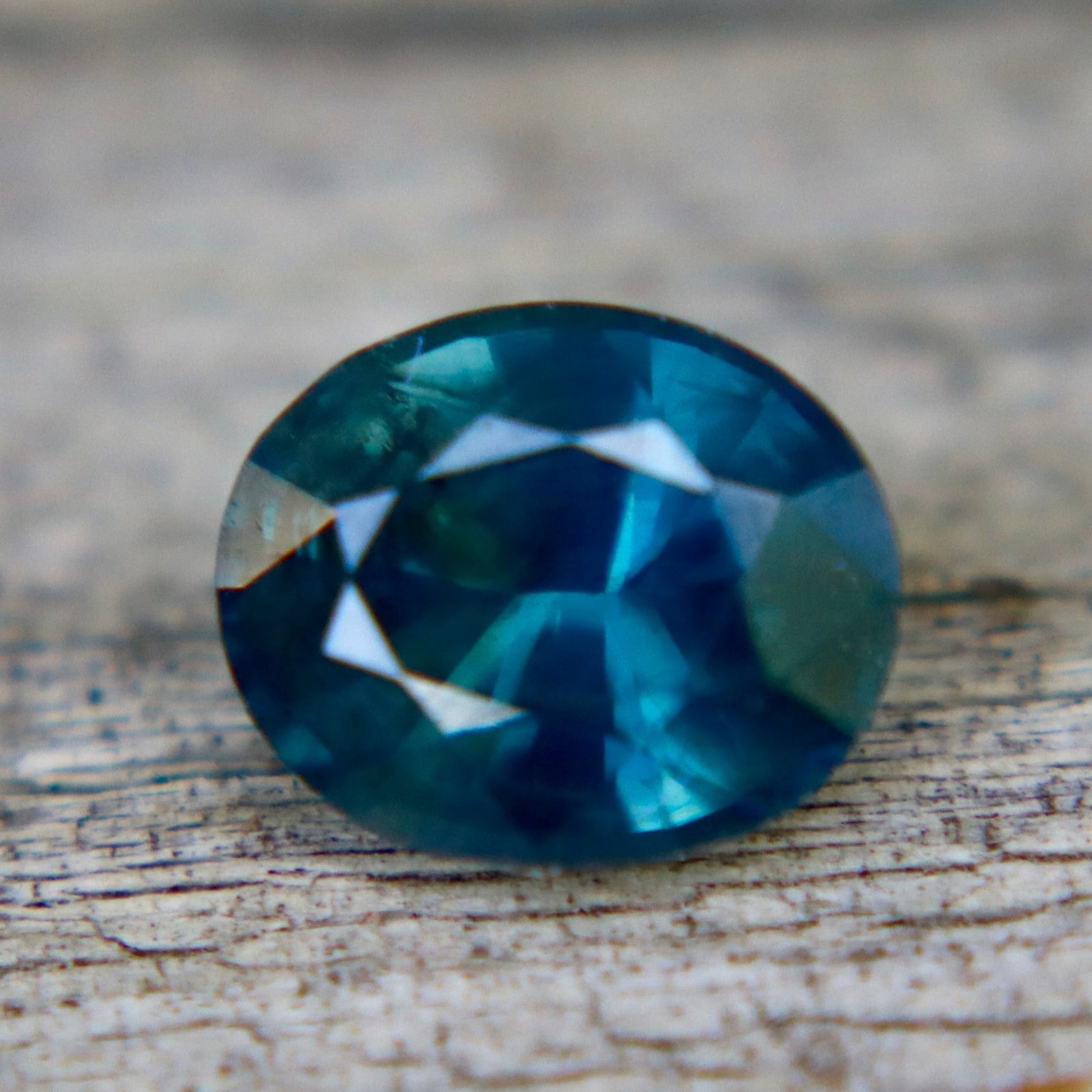 Natural Peacock Sapphire – 0.97ct Teal Blue Green Oval Cut | Unheated Madagascar Sapphire - Sapphirepal