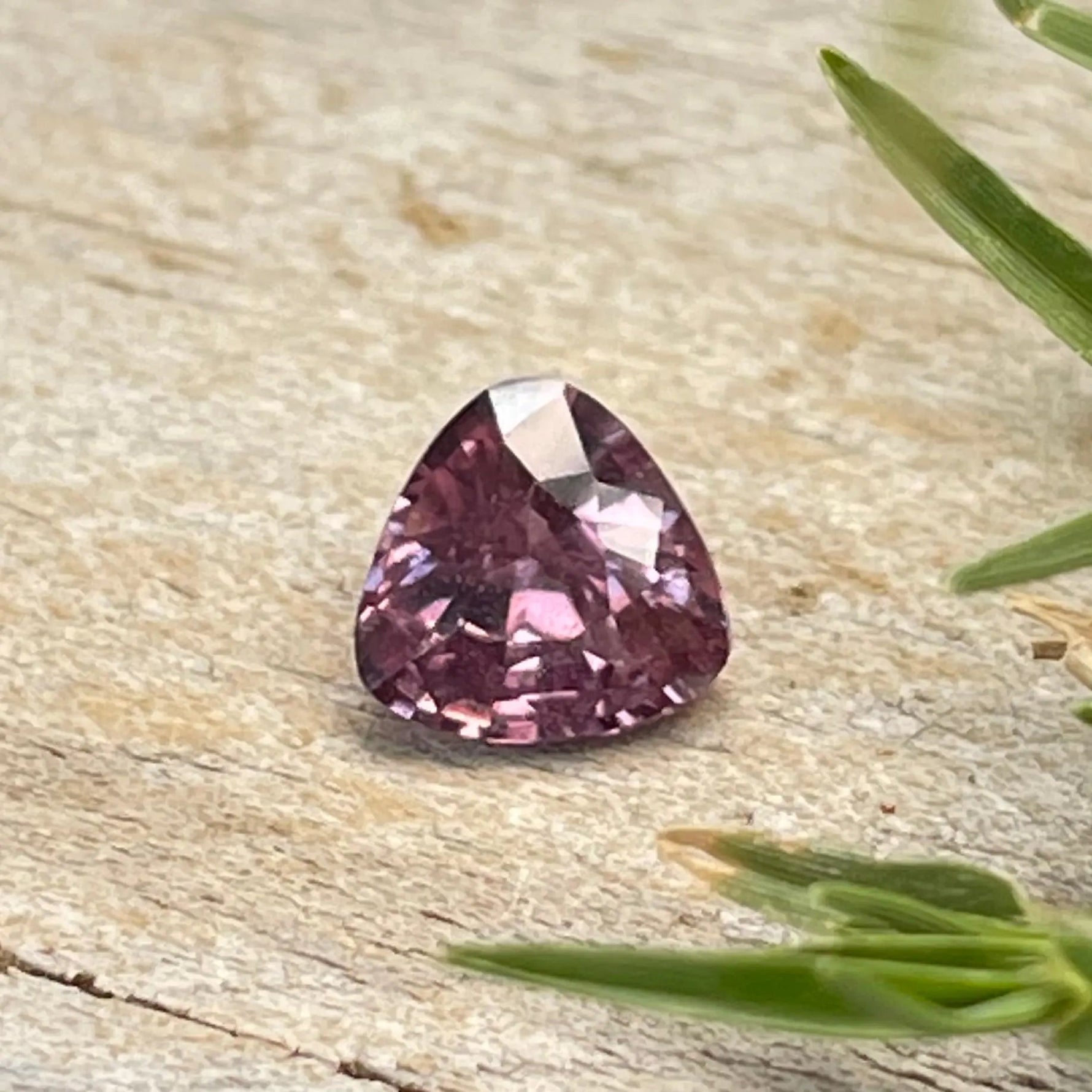Natural Pink Brown Sapphire - Sapphirepal