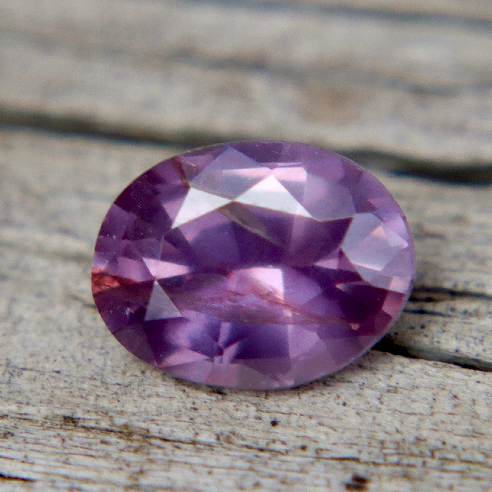 Natural Pink Purple Sapphire – 0.85ct Oval (Ceylon, Unheated & Untreated) - Sapphirepal