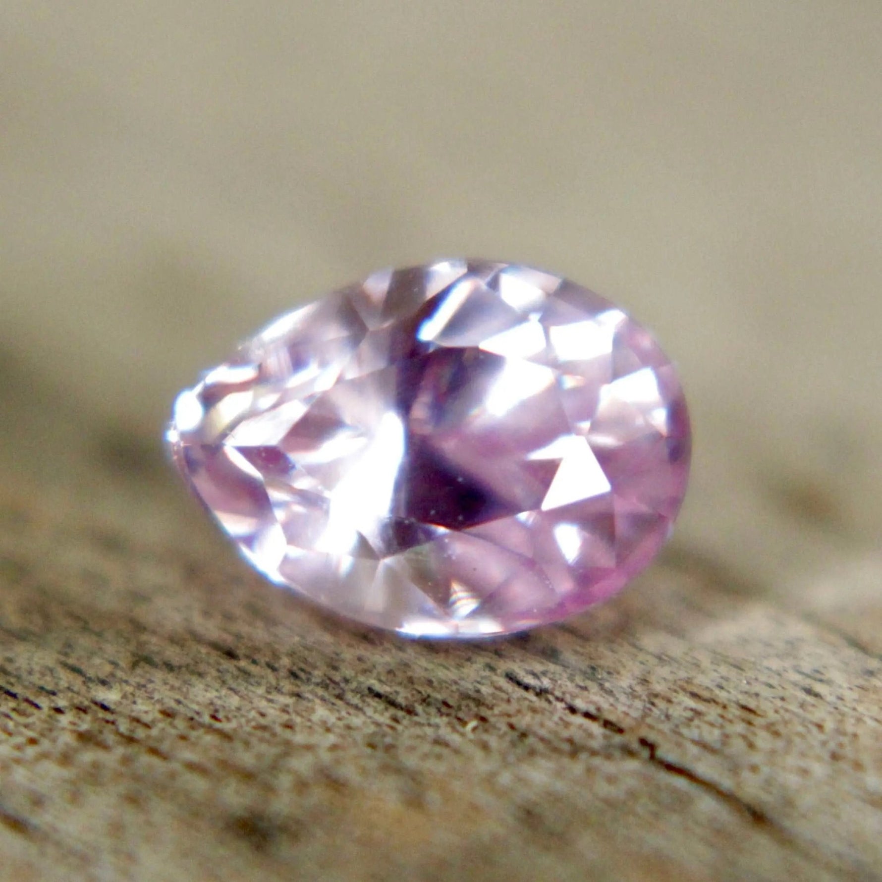 Natural Pink Sapphire - Sapphirepal
