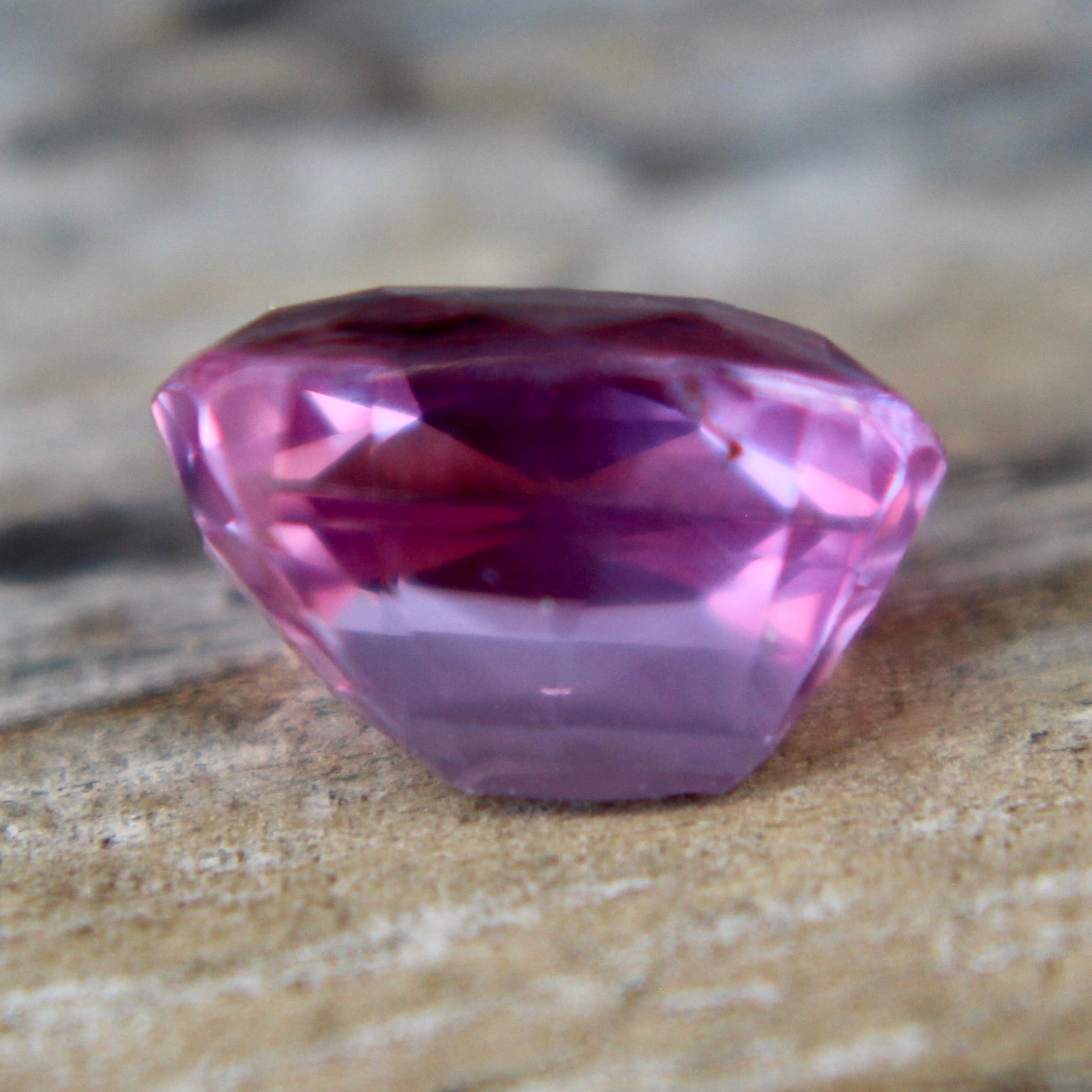 Natural Pink Sapphire - Sapphirepal