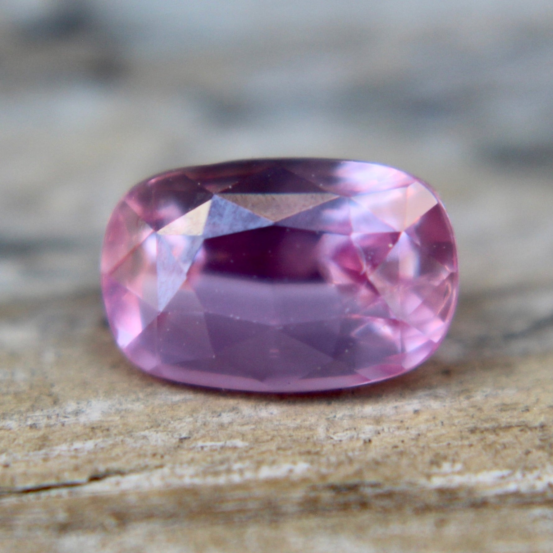 Natural Pink Sapphire - Sapphirepal