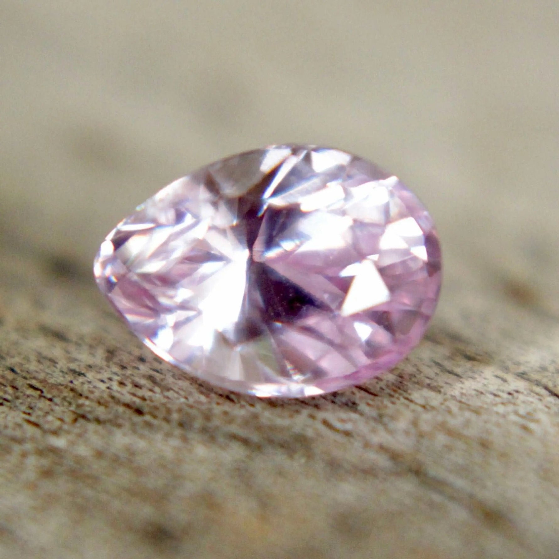 Natural Pink Sapphire - Sapphirepal