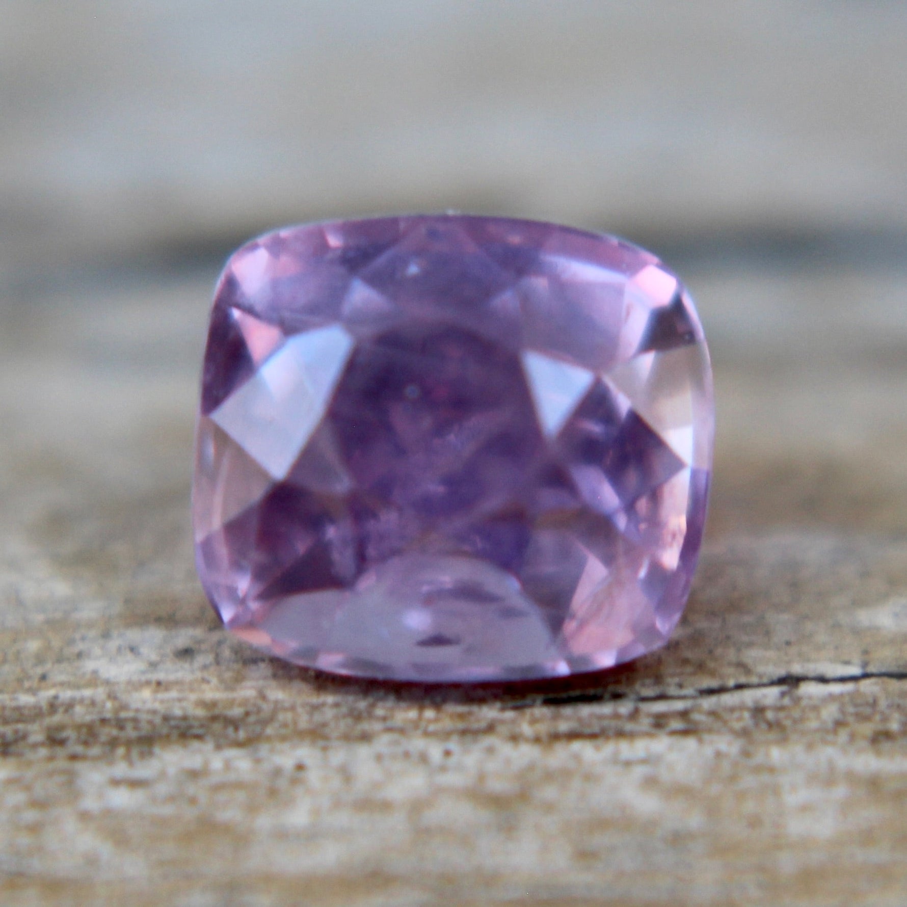 Natural Pink Sapphire - Sapphirepal