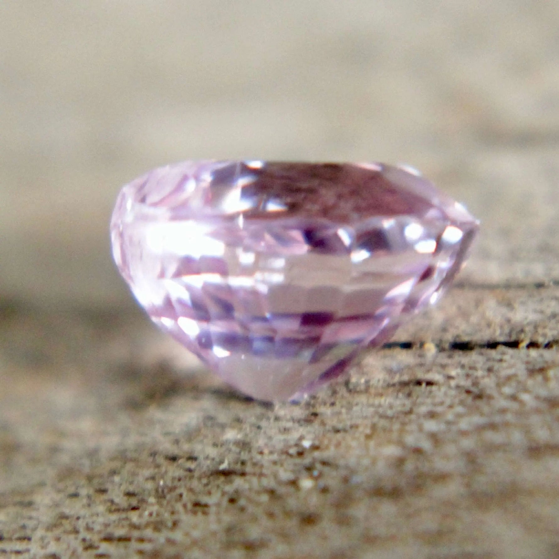 Natural Pink Sapphire - Sapphirepal