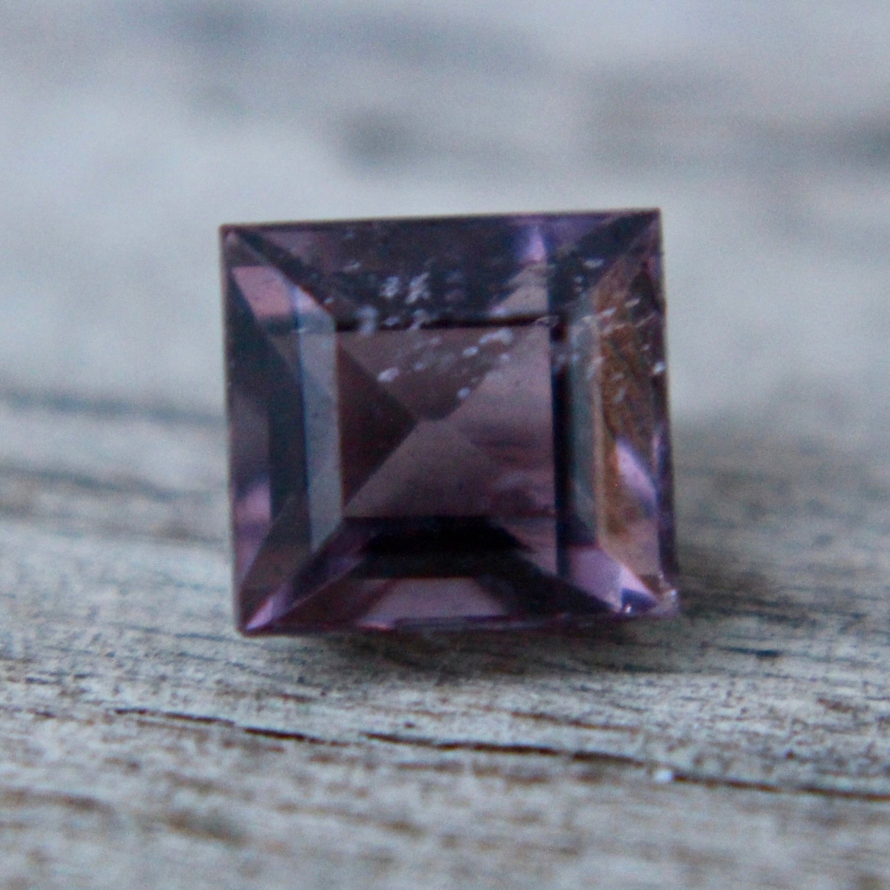 Natural Pinkish purple Spinel - Sapphirepal