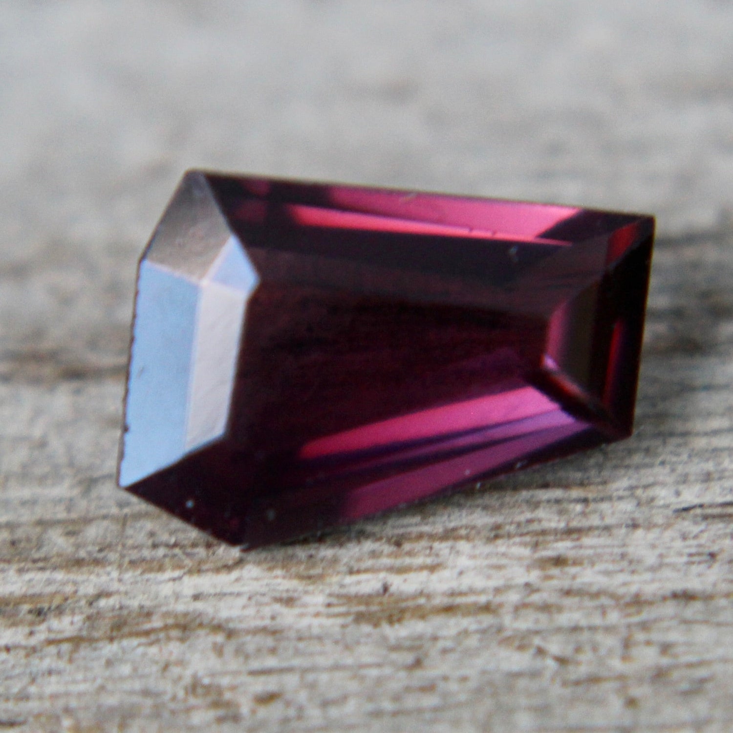Natural Pinkish Purple Spinel - Sapphirepal