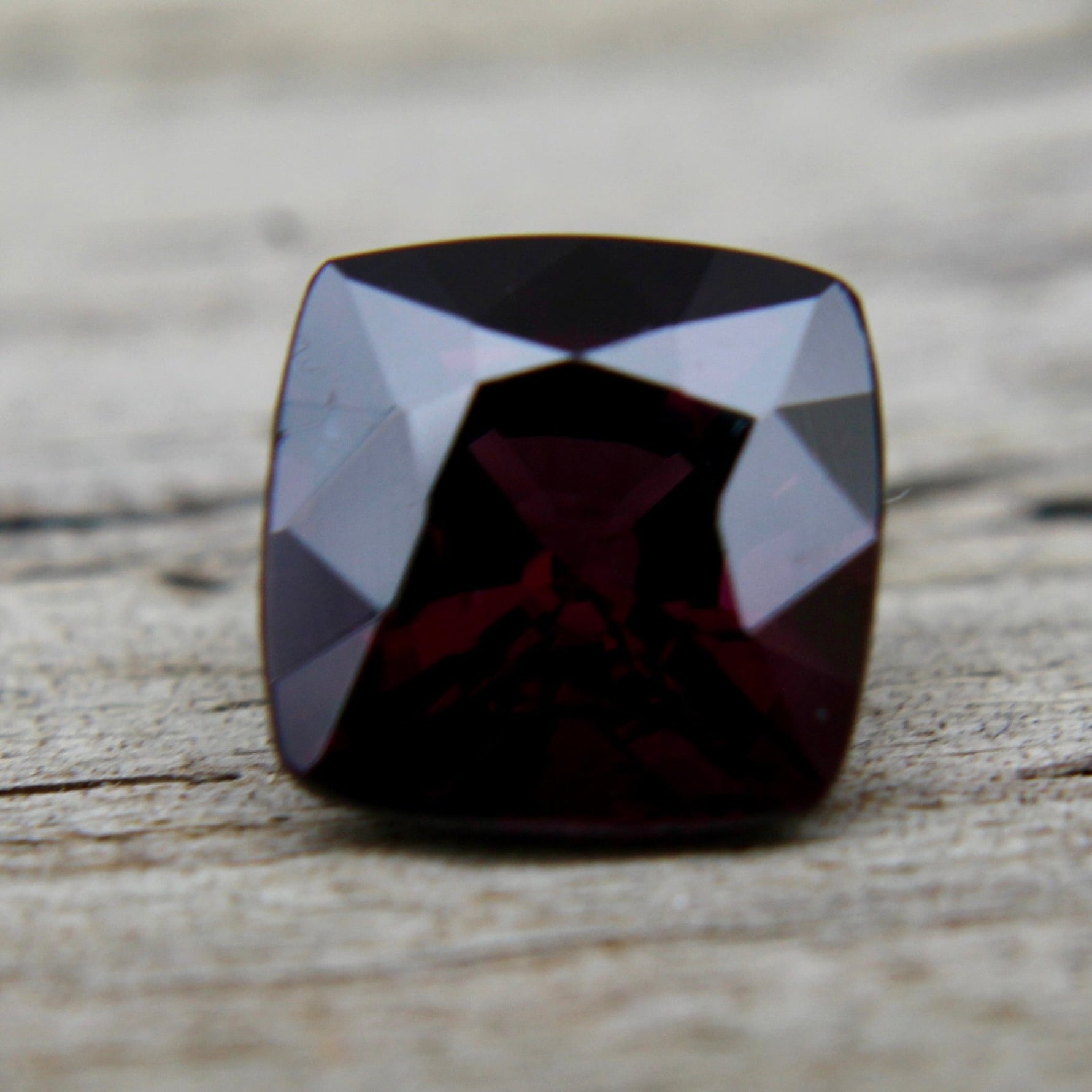 Natural Pinkish Purple Spinel - Sapphirepal