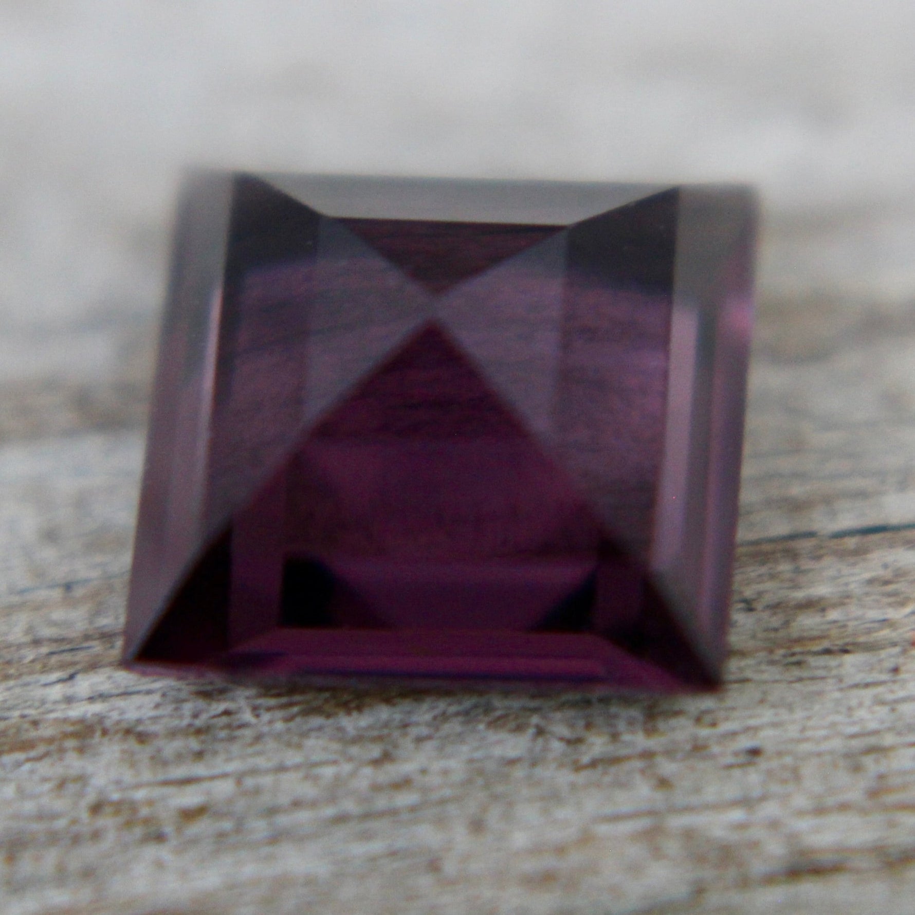 Natural Pinkish Purple Spinel - Sapphirepal