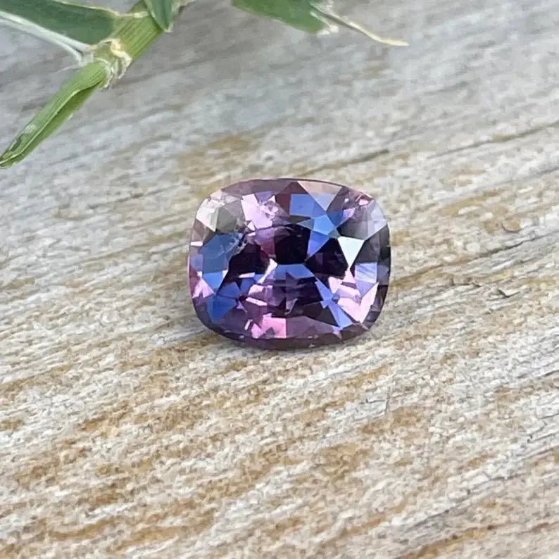 Natural Purple Blue Sapphire - Sapphirepal