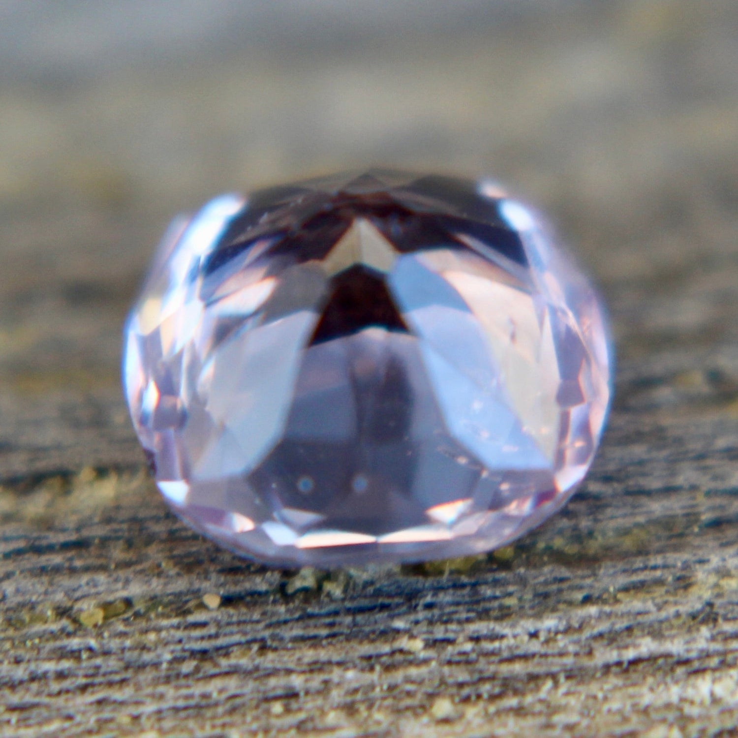 Cushion cut purple-pink sapphire 6.3mm heated, loose gemstone for fine jewelry