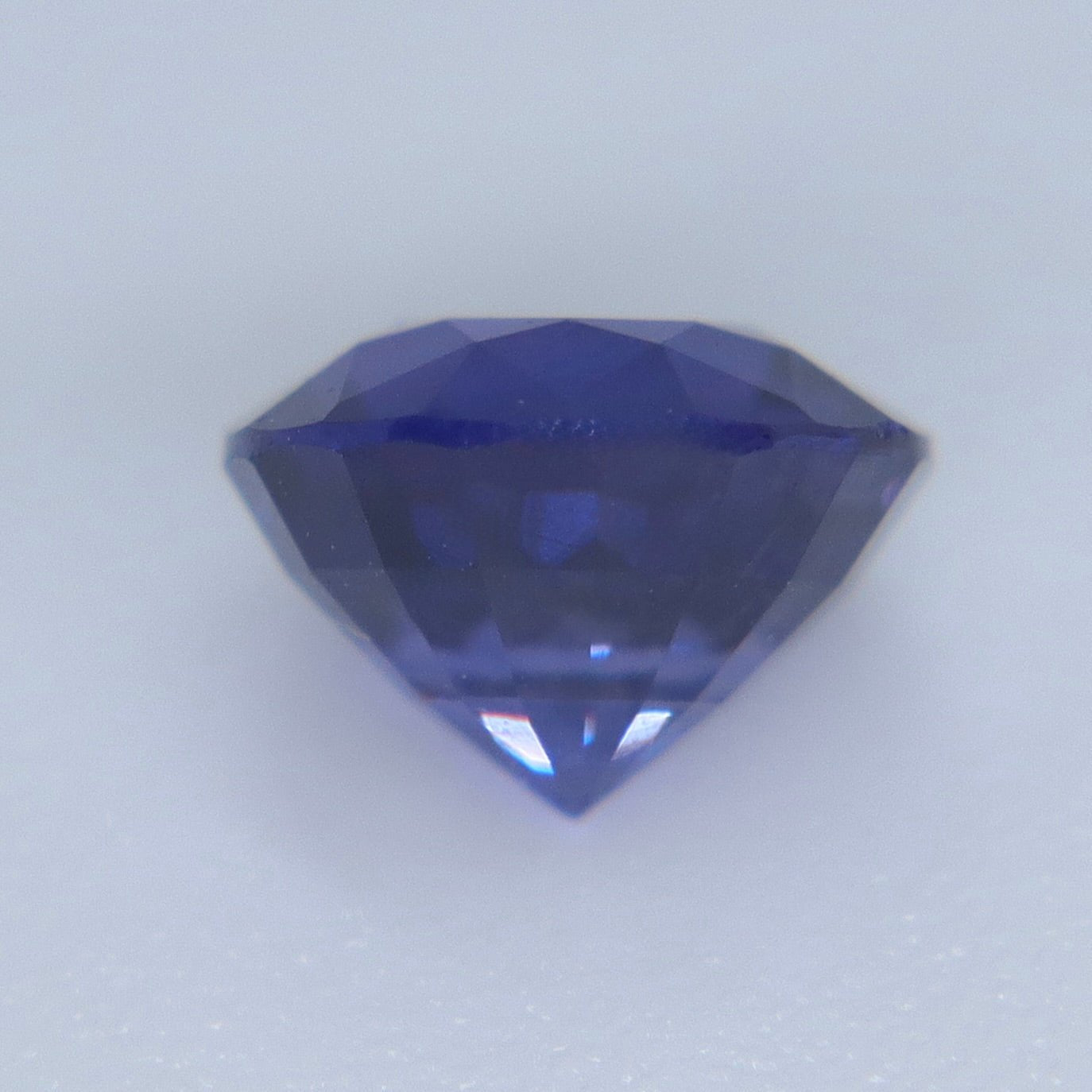 Natural Purple Sapphire 0.90 Carat Round Cut Loose Gemstone from Ceylon - Sapphirepal