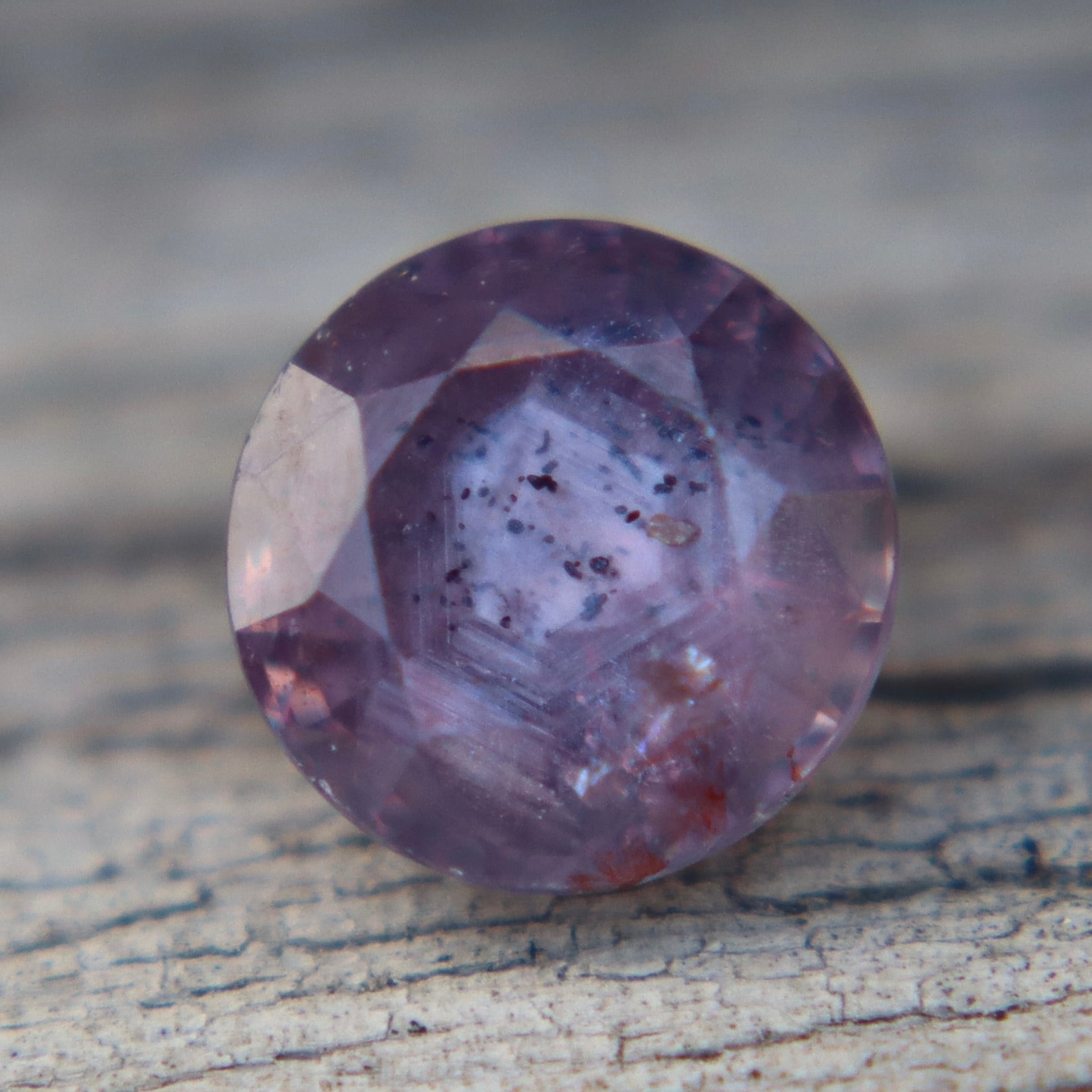 Natural Purple Sapphire 0.98 Carat Round Cut – Unheated Ceylon Gemstone - Sapphirepal
