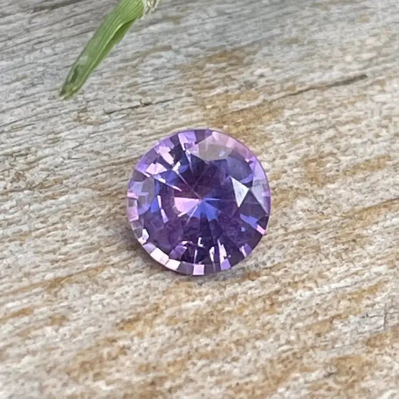 Natural Purple Sapphire - Sapphirepal