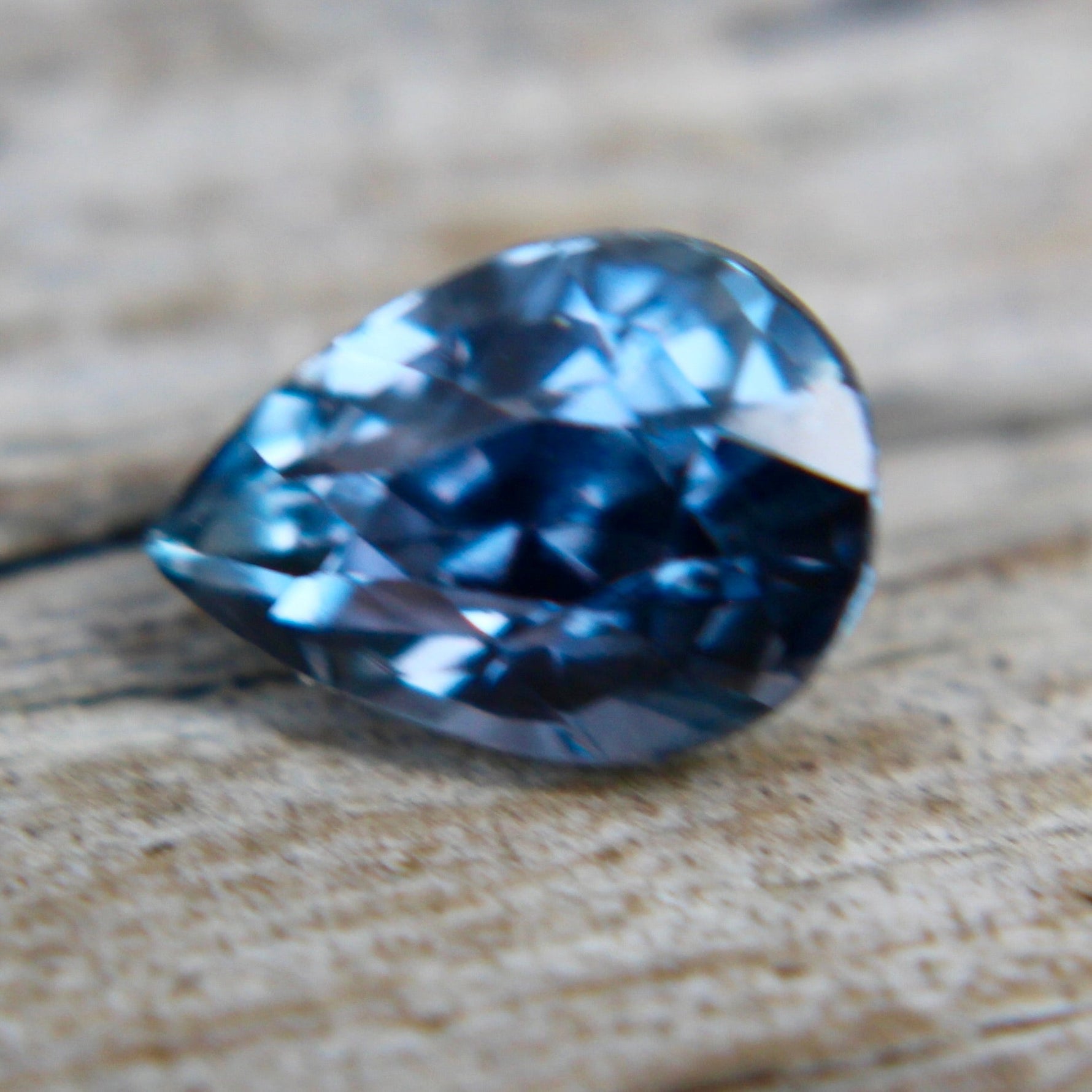 Natural Purple Sapphire - Sapphirepal