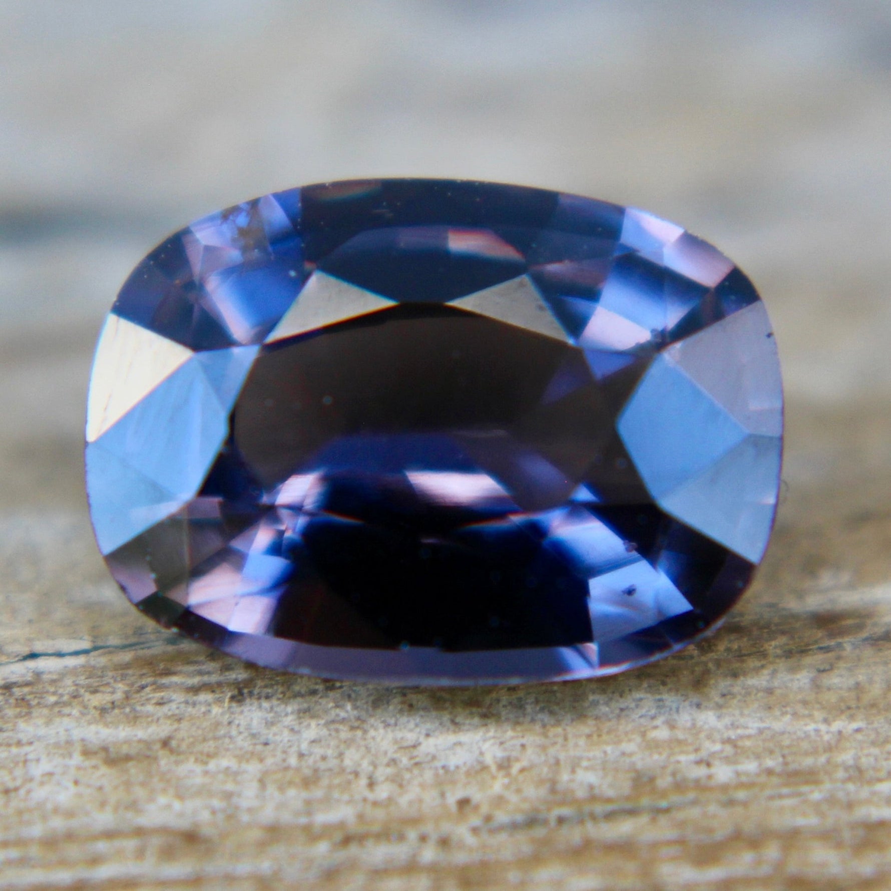 Natural Purple Sapphire - Sapphirepal