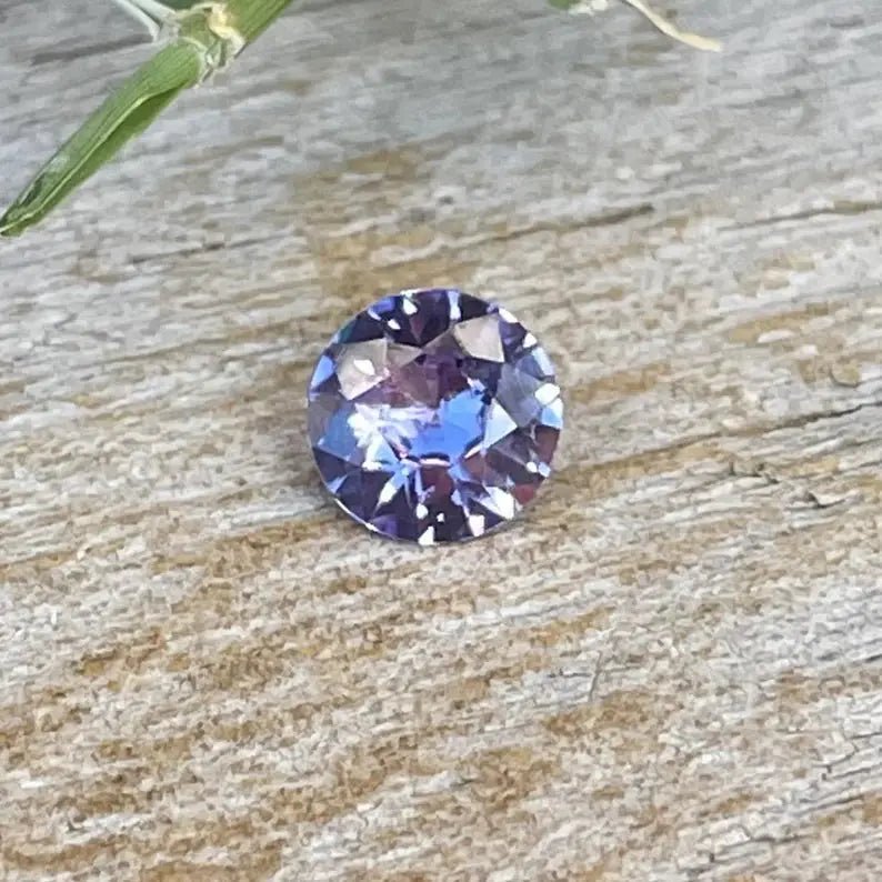 Natural Purple Sapphire - Sapphirepal