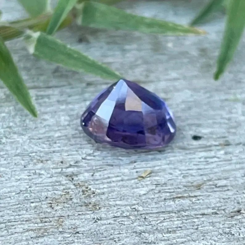 Natural Purple Sapphire - Sapphirepal