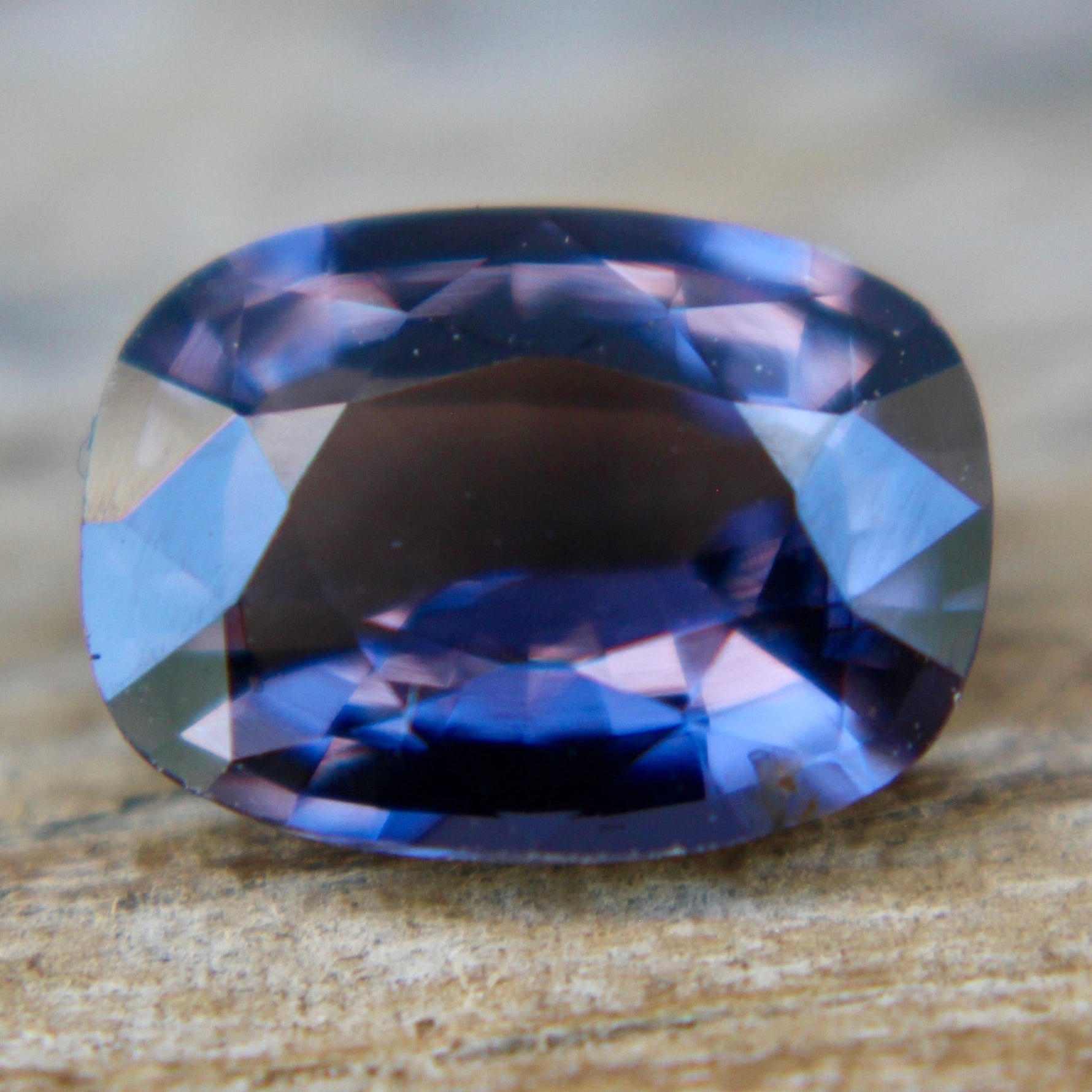 Natural Purple Sapphire - Sapphirepal