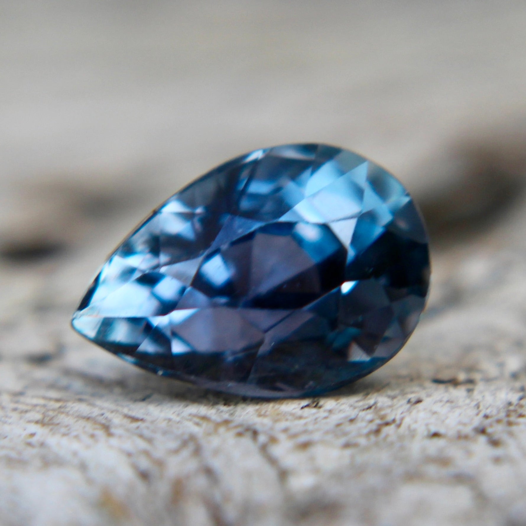 Natural Purple Sapphire - Sapphirepal