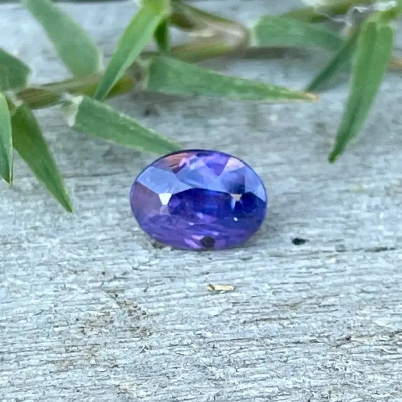 Natural Purple Sapphire - Sapphirepal