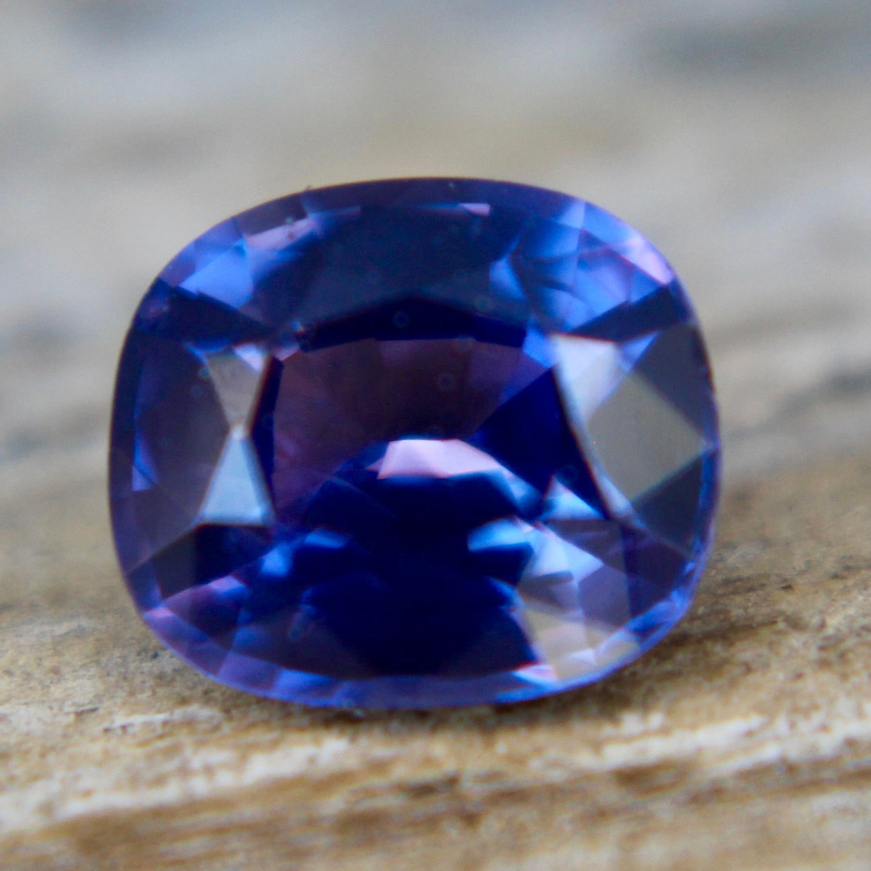 Natural Purple Sapphire - Sapphirepal