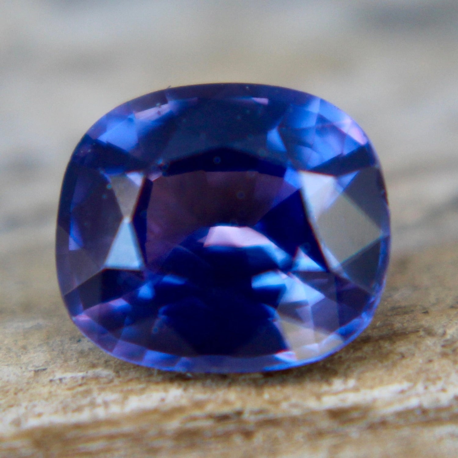 Natural Purple Sapphire - Sapphirepal
