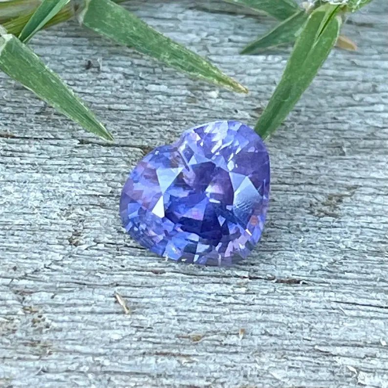 Natural Purple Sapphire - Sapphirepal