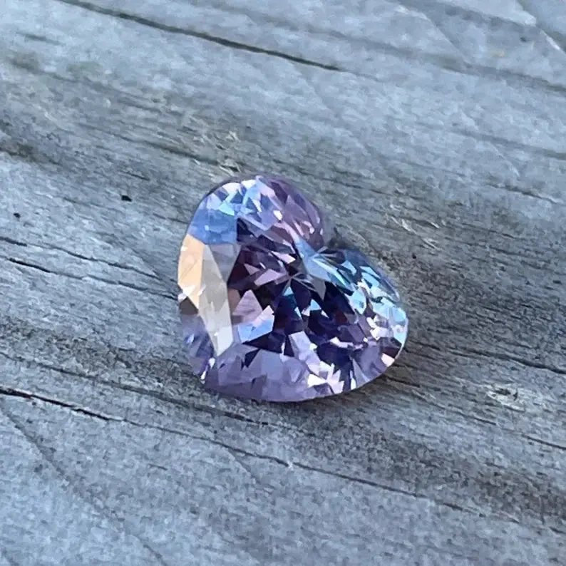 Natural Purple Sapphire - Sapphirepal