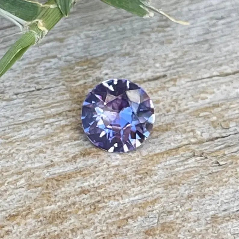 Natural Purple Sapphire - Sapphirepal
